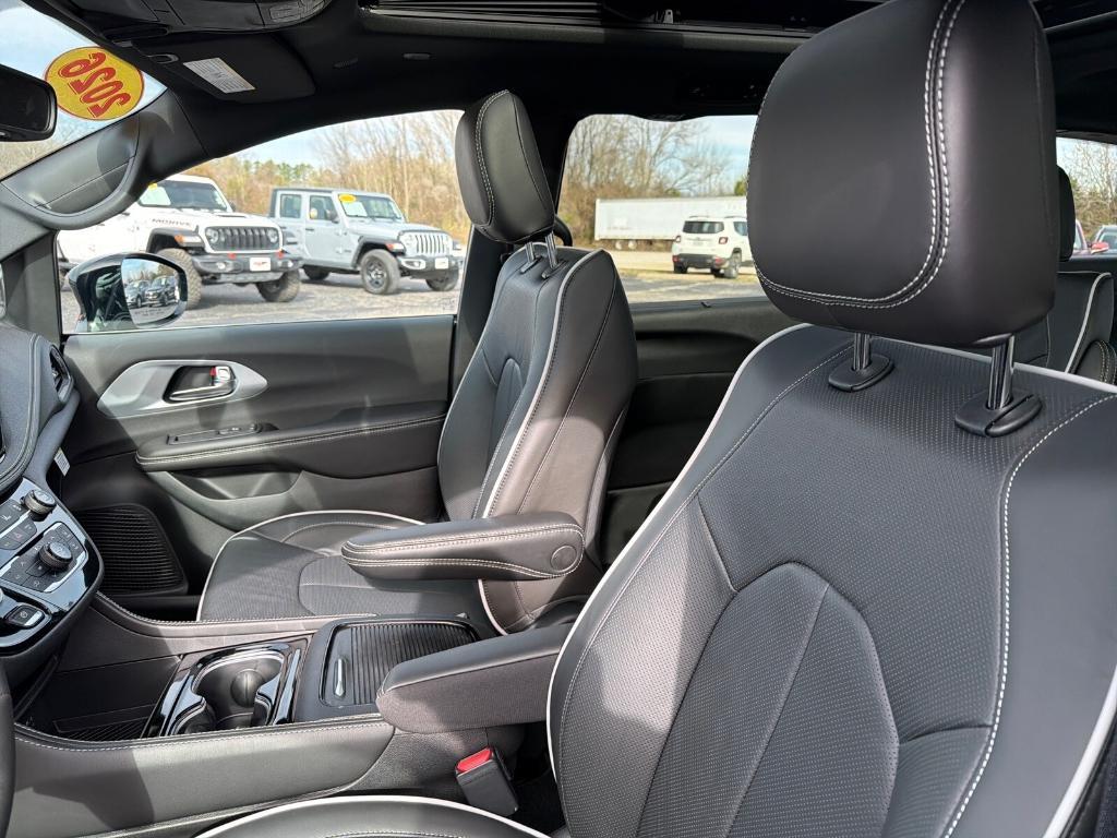 new 2026 Chrysler Pacifica car, priced at $50,398