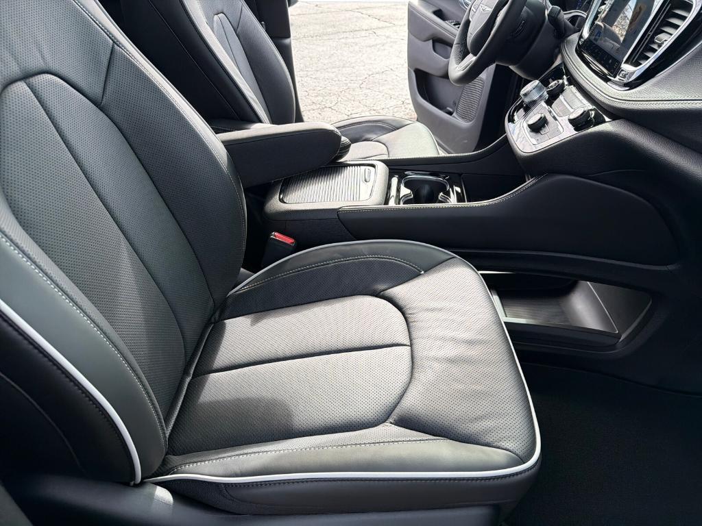 new 2026 Chrysler Pacifica car, priced at $50,398