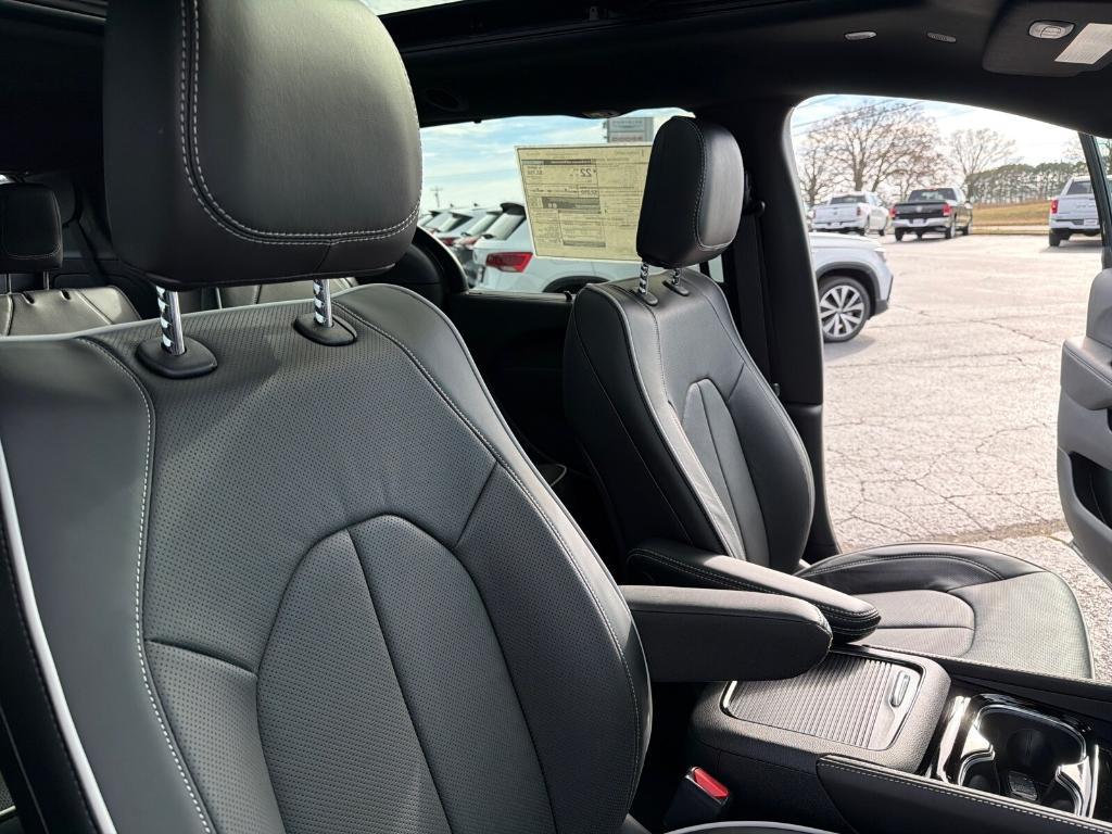 new 2026 Chrysler Pacifica car, priced at $50,398