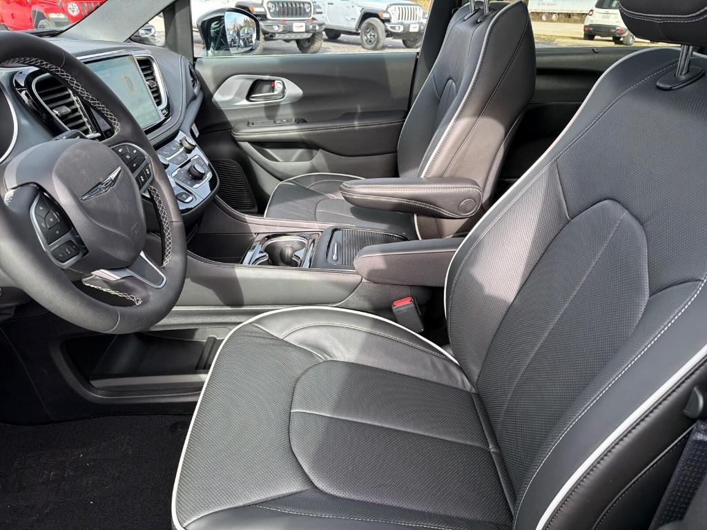 new 2026 Chrysler Pacifica car, priced at $50,398