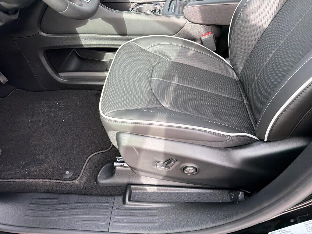 new 2026 Chrysler Pacifica car, priced at $50,398