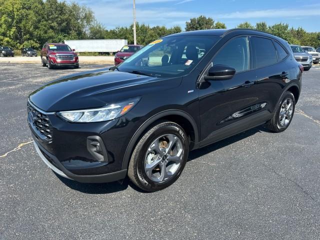 used 2025 Ford Escape car, priced at $30,168