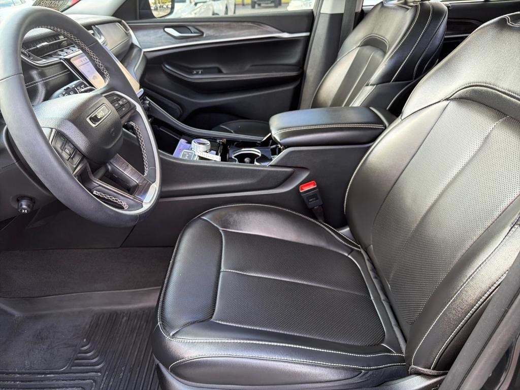 used 2023 Jeep Grand Cherokee car, priced at $36,543