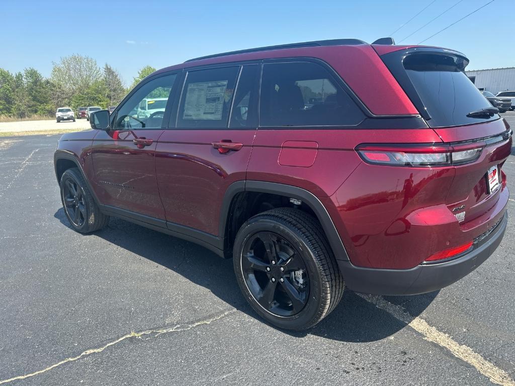 new 2025 Jeep Grand Cherokee car, priced at $45,782