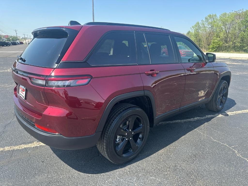 new 2025 Jeep Grand Cherokee car, priced at $47,675