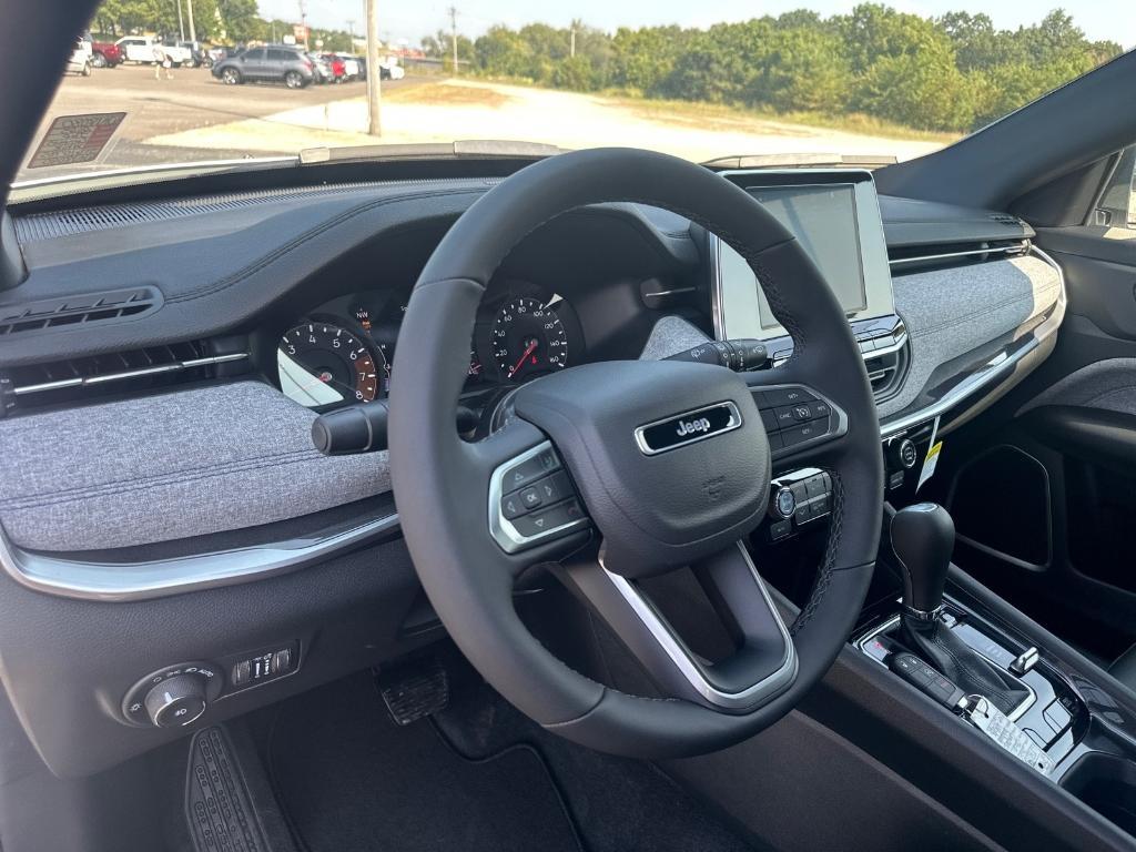 new 2025 Jeep Compass car, priced at $29,904
