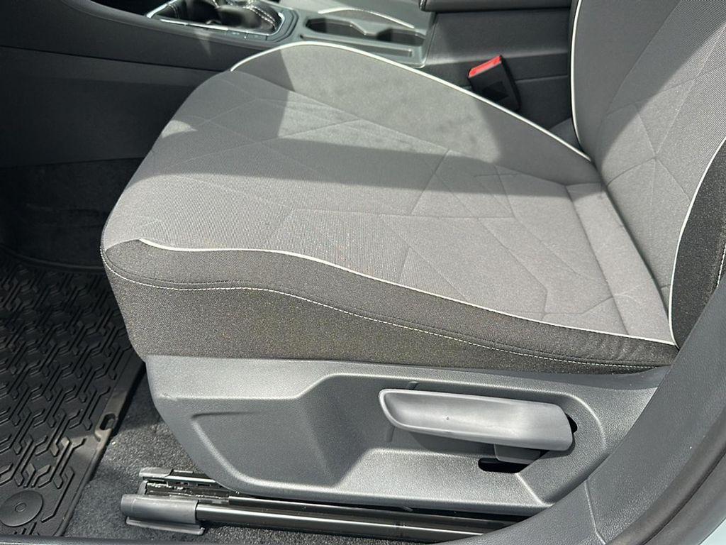 new 2025 Volkswagen Jetta car, priced at $25,211