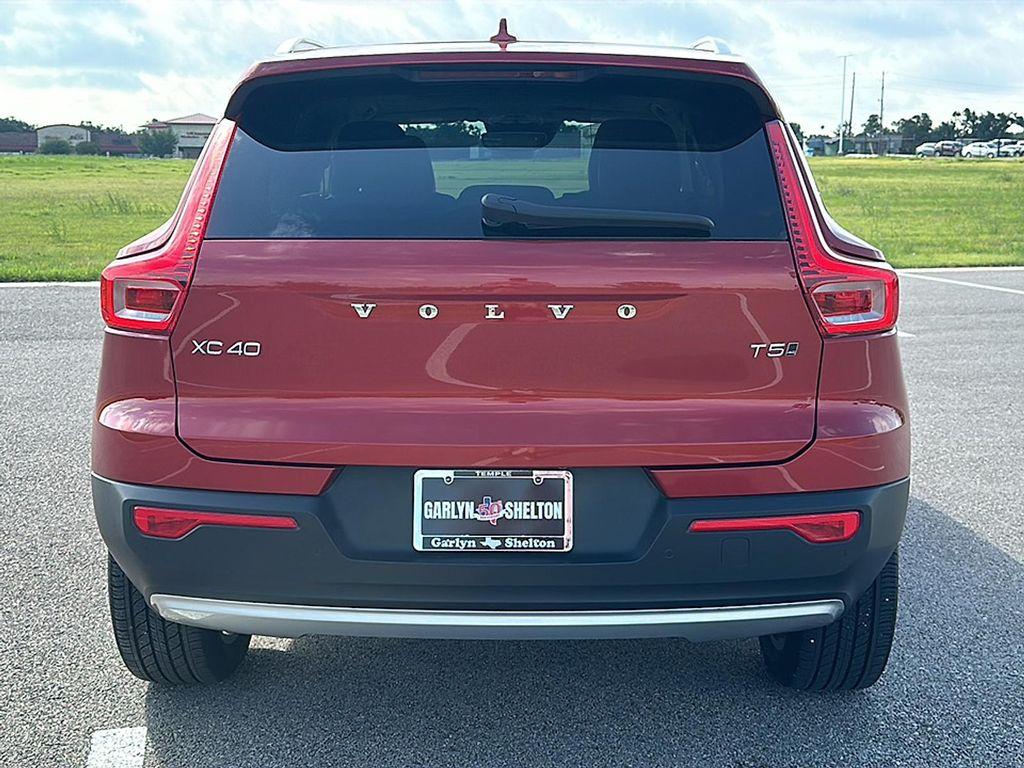 used 2020 Volvo XC40 car, priced at $20,500