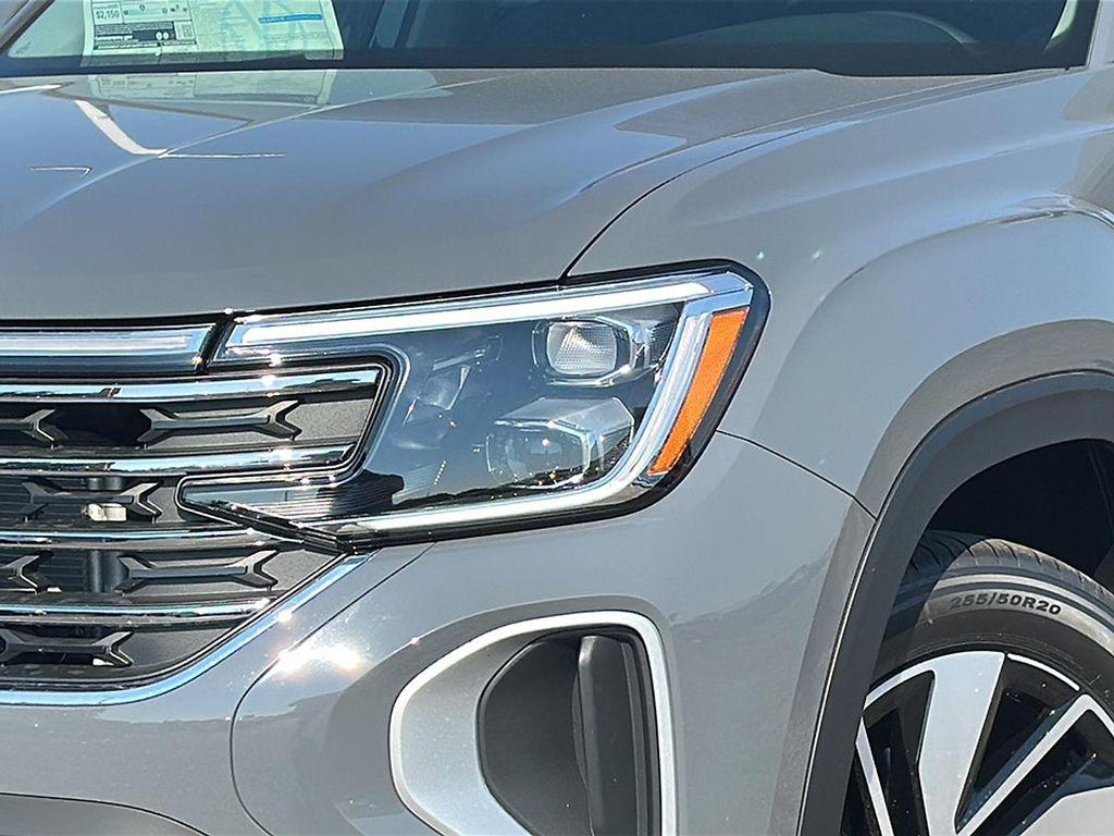 new 2026 Volkswagen Atlas car, priced at $45,496