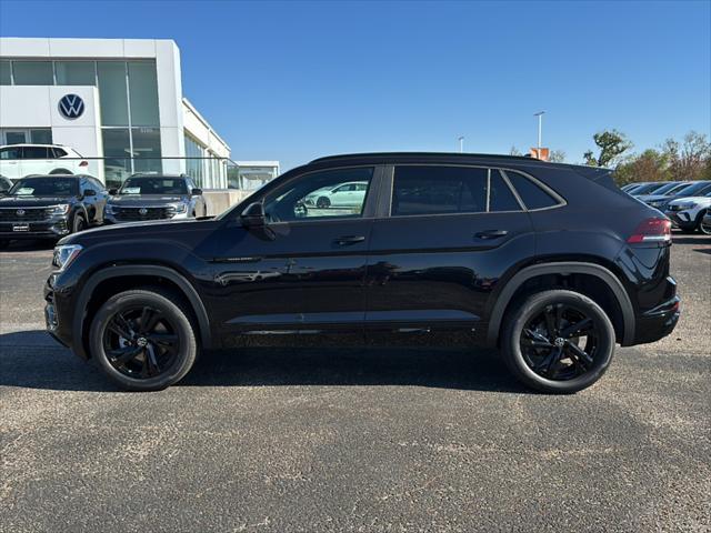 new 2025 Volkswagen Atlas Cross Sport car, priced at $47,715