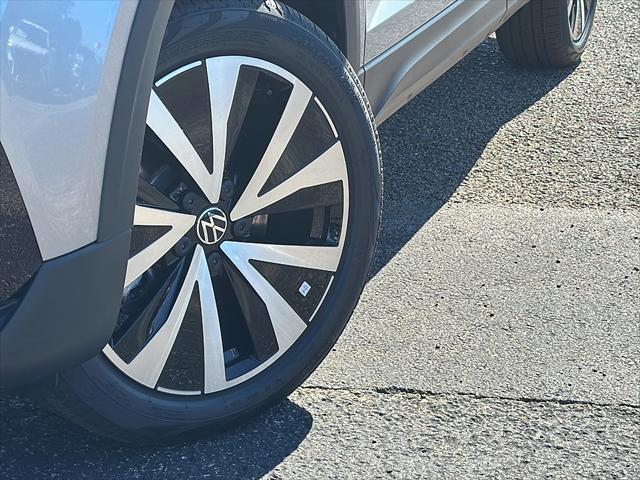 new 2024 Volkswagen Taos car, priced at $29,048