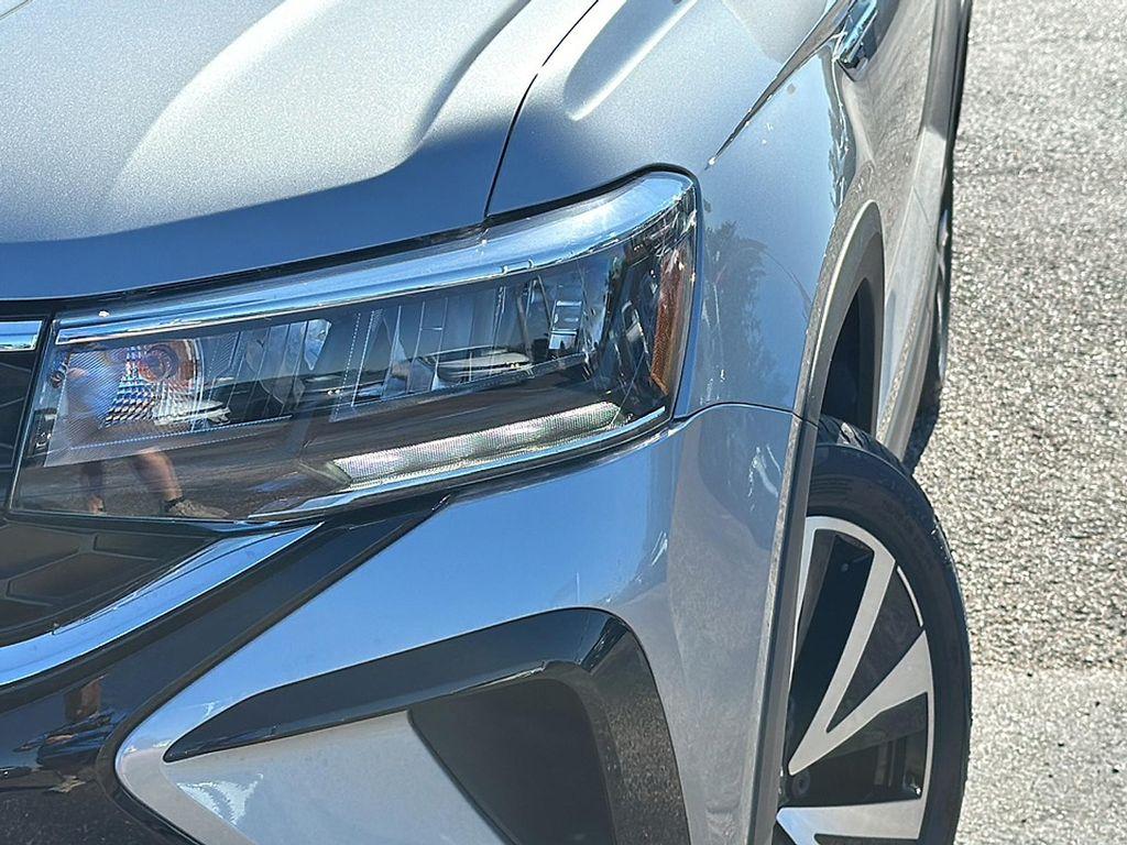 new 2024 Volkswagen Taos car, priced at $25,658