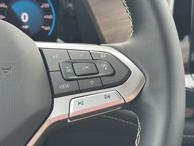 new 2025 Volkswagen Atlas car, priced at $42,574