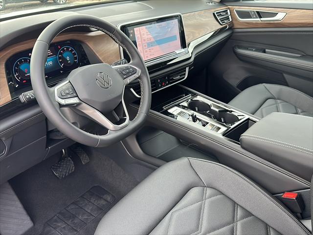 new 2025 Volkswagen Atlas car, priced at $42,574