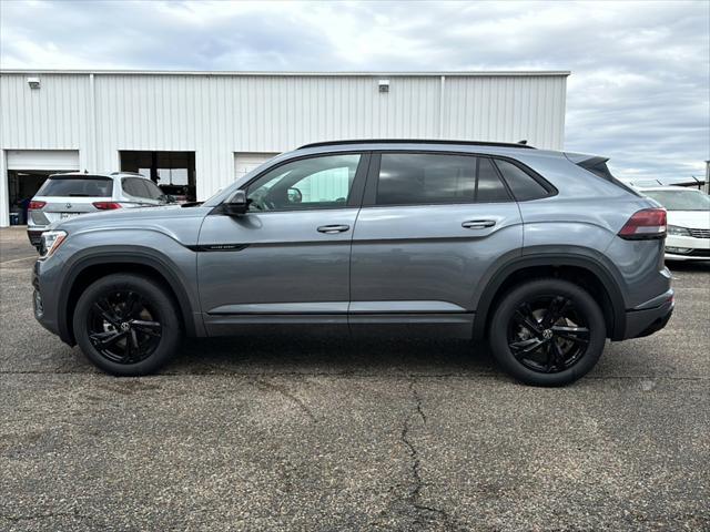 new 2025 Volkswagen Atlas Cross Sport car, priced at $50,061