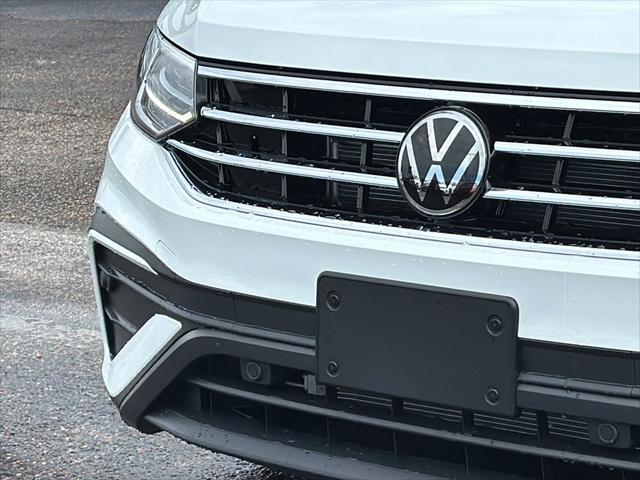 new 2024 Volkswagen Tiguan car, priced at $27,400