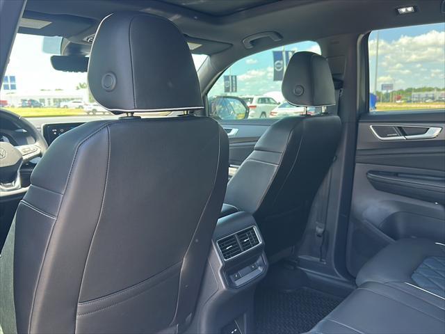 used 2024 Volkswagen Atlas Cross Sport car, priced at $37,500