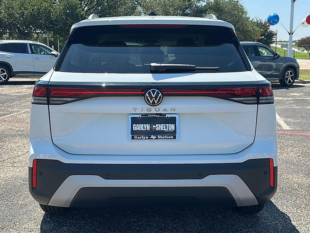 new 2025 Volkswagen Tiguan car, priced at $30,012