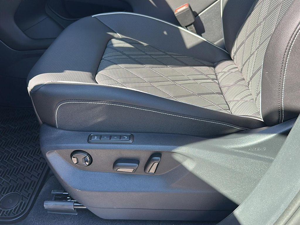 new 2026 Volkswagen Atlas car, priced at $53,939