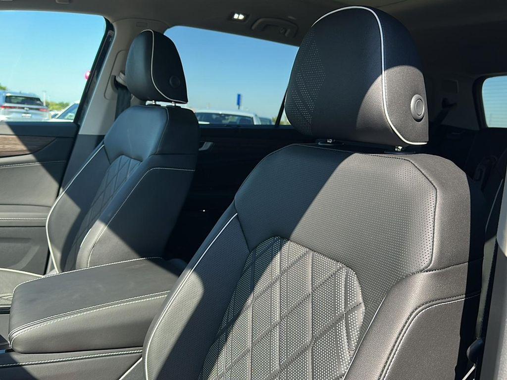 new 2026 Volkswagen Atlas car, priced at $53,939