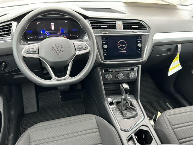 new 2024 Volkswagen Tiguan car, priced at $27,073