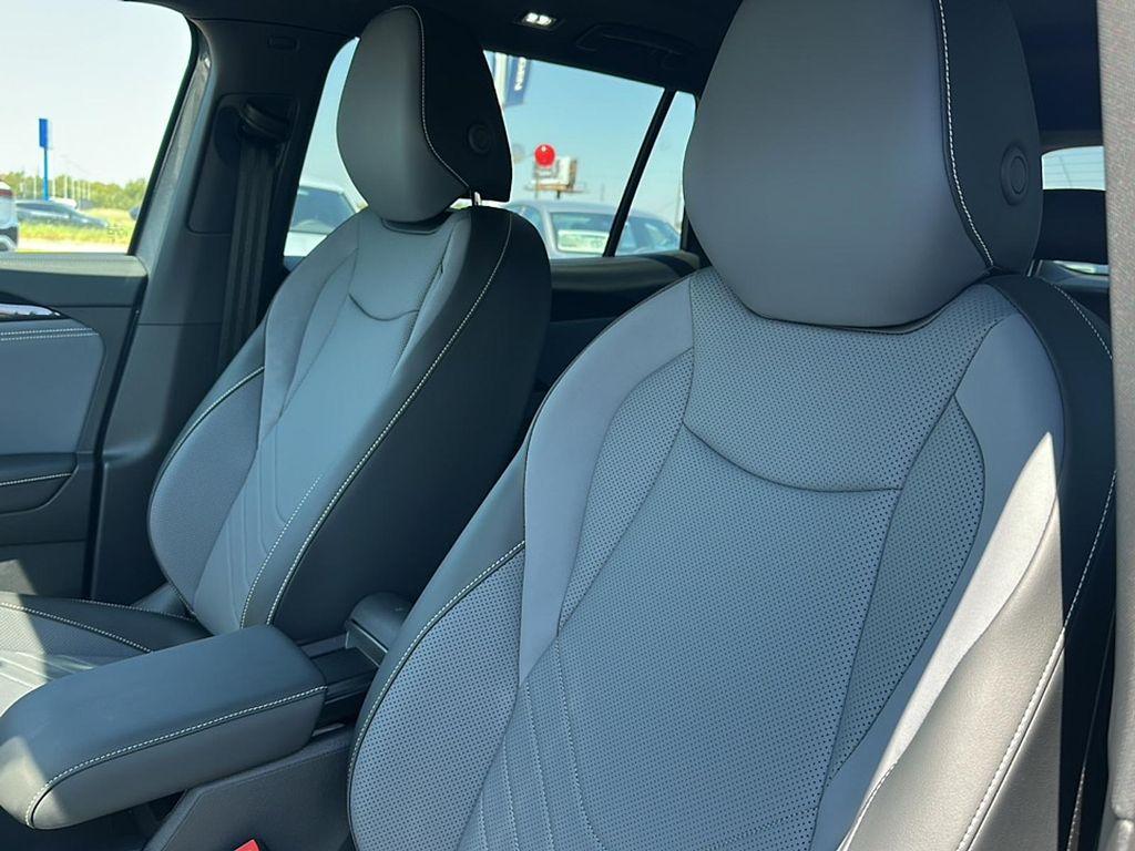 new 2025 Volkswagen Tiguan car, priced at $35,931