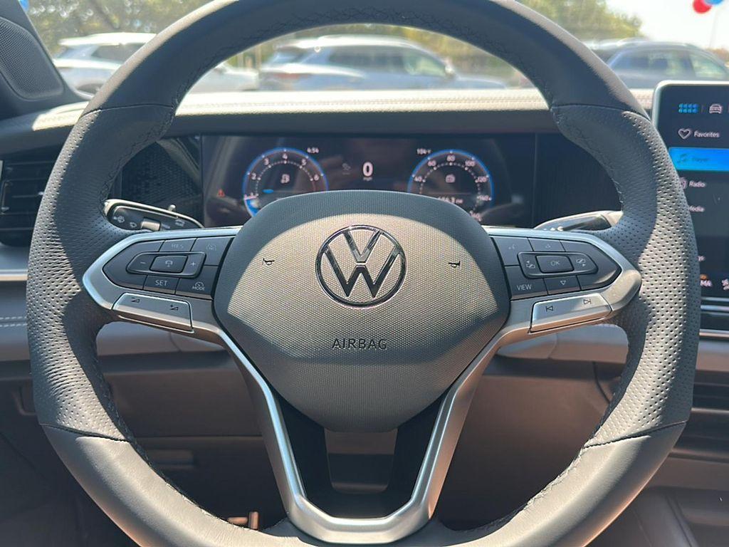 new 2025 Volkswagen Tiguan car, priced at $35,931