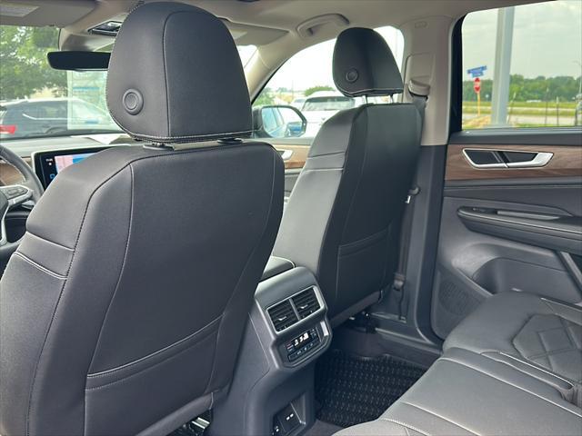 new 2025 Volkswagen Atlas car, priced at $42,700