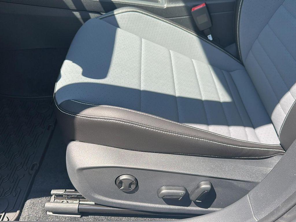 new 2025 Volkswagen Jetta car, priced at $26,215