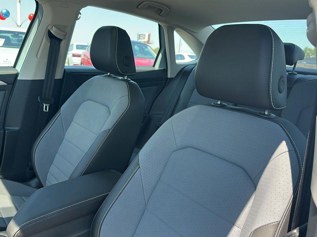 new 2025 Volkswagen Jetta car, priced at $26,215