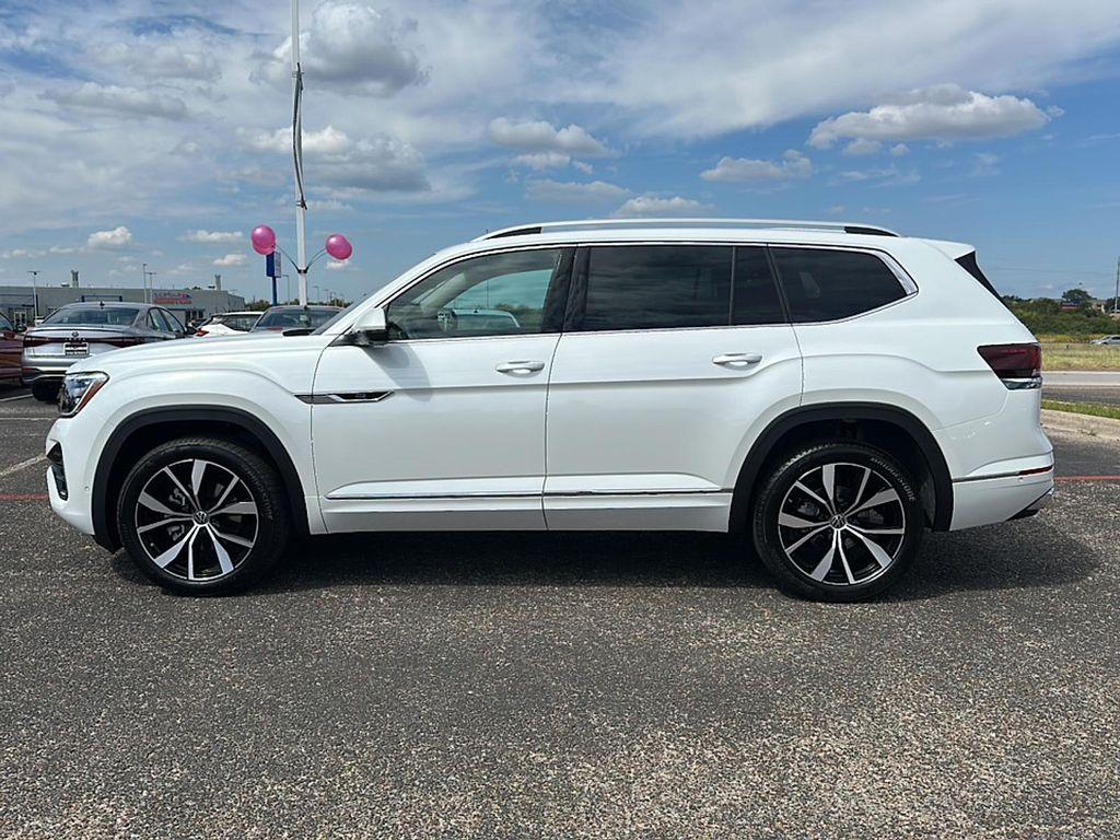 new 2026 Volkswagen Atlas car, priced at $54,372