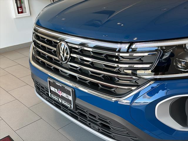 new 2025 Volkswagen Atlas car, priced at $36,611