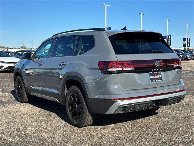 new 2025 Volkswagen Atlas car, priced at $45,550