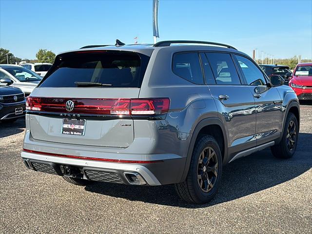 new 2025 Volkswagen Atlas car, priced at $47,531