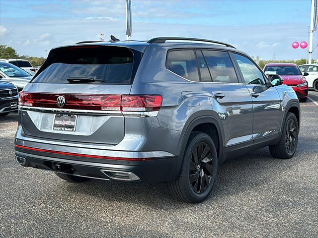 new 2025 Volkswagen Atlas car, priced at $45,216