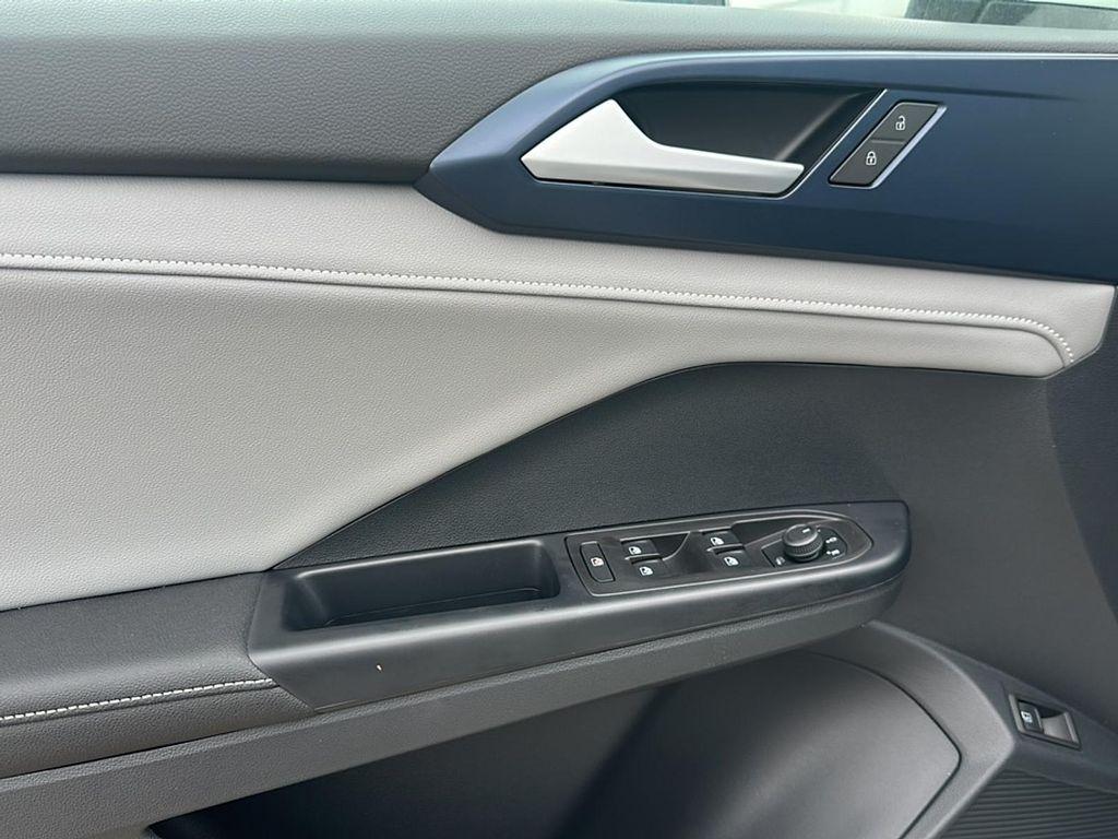 new 2024 Volkswagen Taos car, priced at $25,658