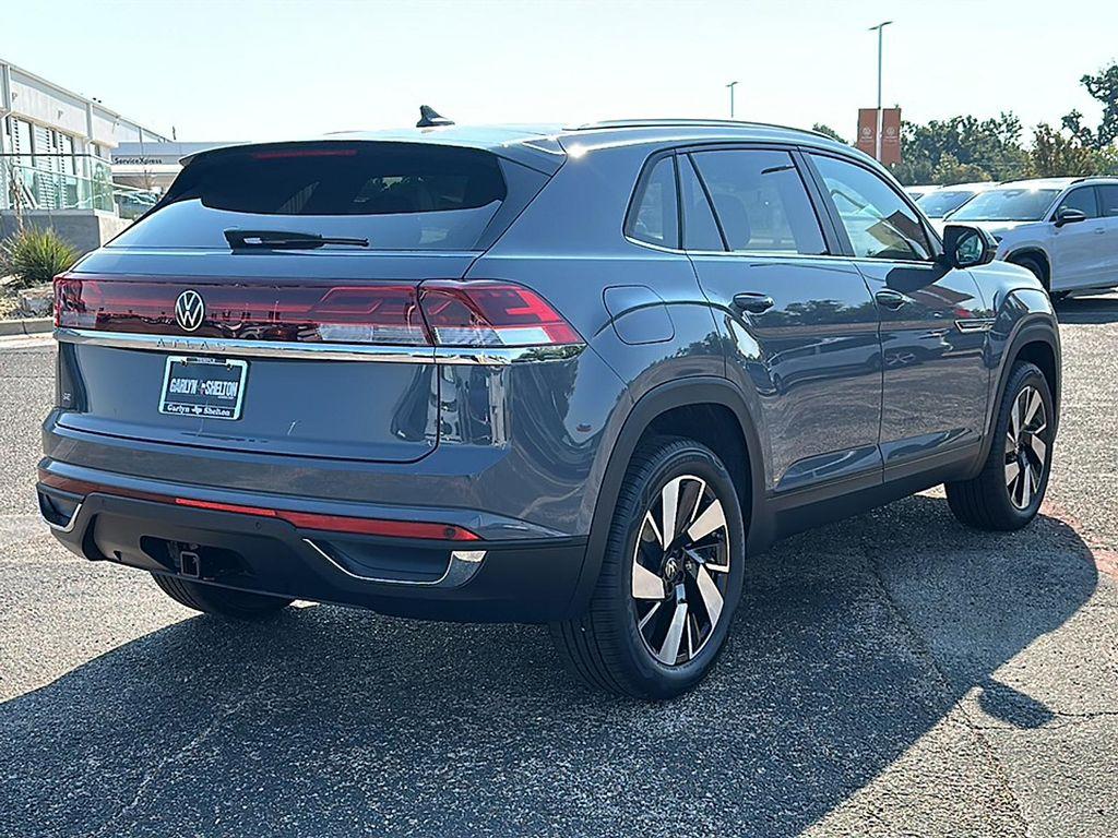 new 2026 Volkswagen Atlas Cross Sport car, priced at $44,602