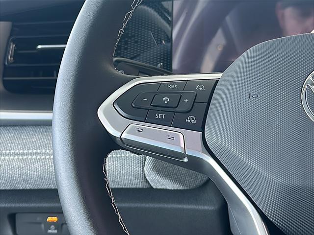 new 2025 Volkswagen Tiguan car, priced at $29,840