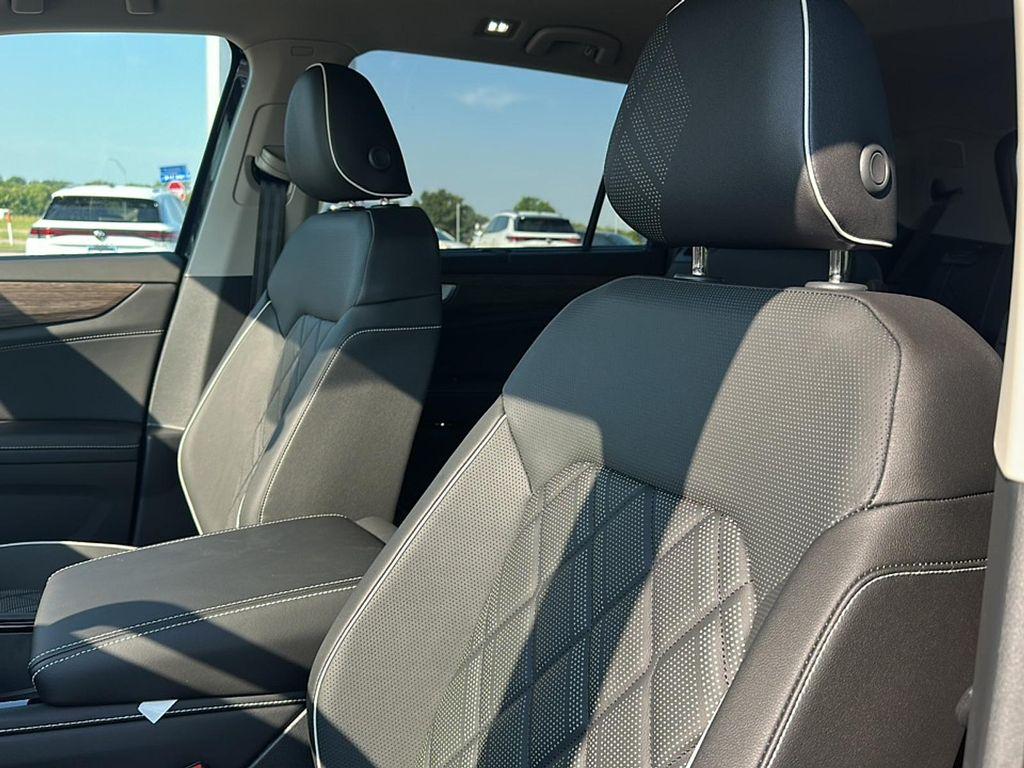 new 2026 Volkswagen Atlas car, priced at $53,439