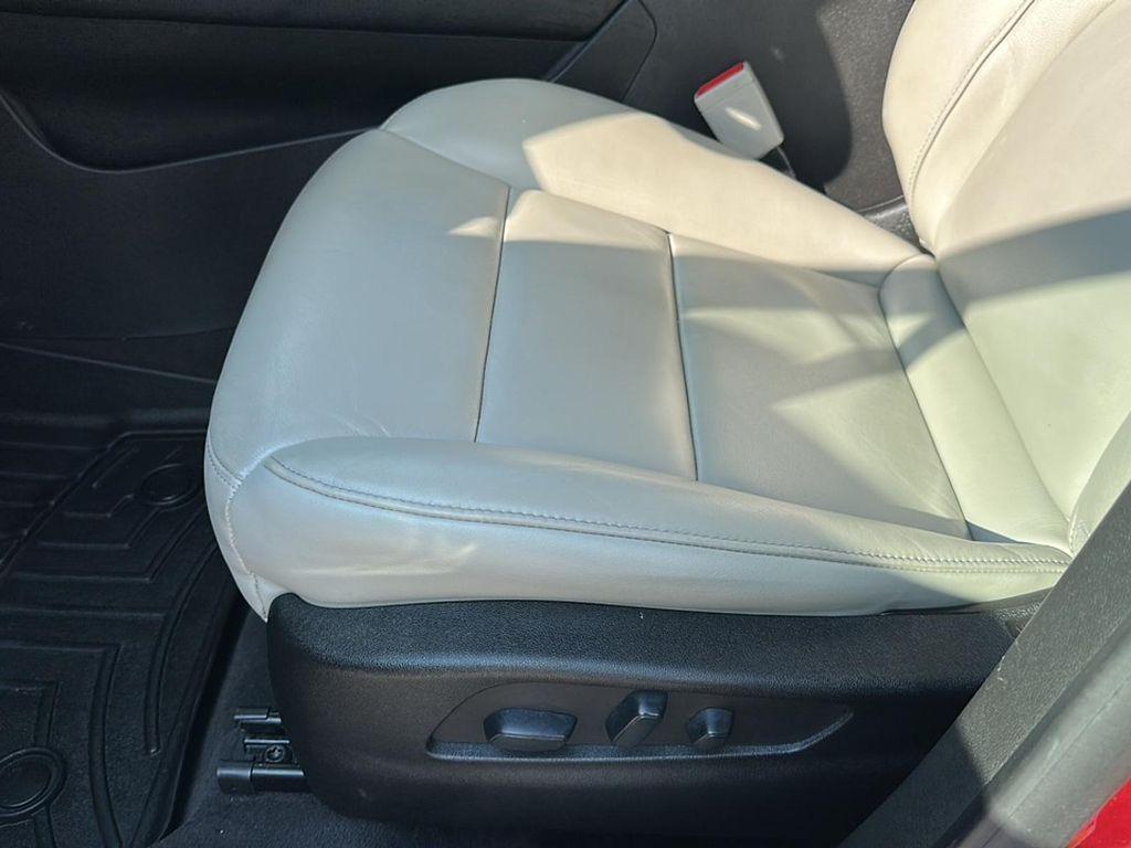 used 2019 Cadillac XT4 car, priced at $21,994