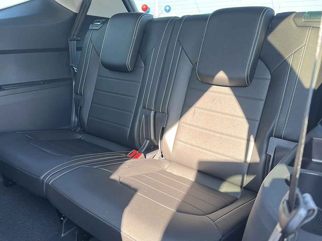 new 2026 Volkswagen Atlas car, priced at $48,020