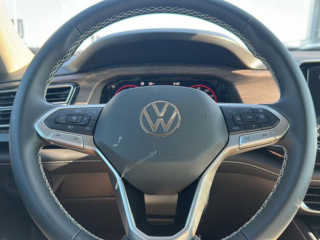 new 2026 Volkswagen Atlas car, priced at $48,020