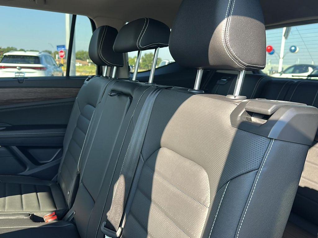 new 2026 Volkswagen Atlas car, priced at $48,020