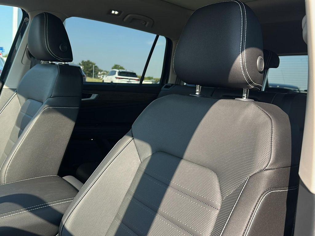 new 2026 Volkswagen Atlas car, priced at $48,020