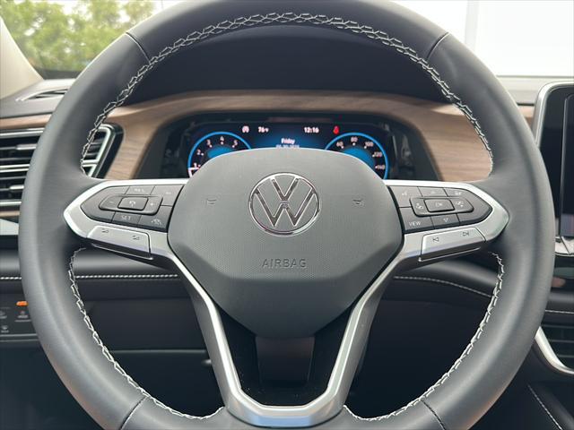 new 2025 Volkswagen Atlas car, priced at $44,548