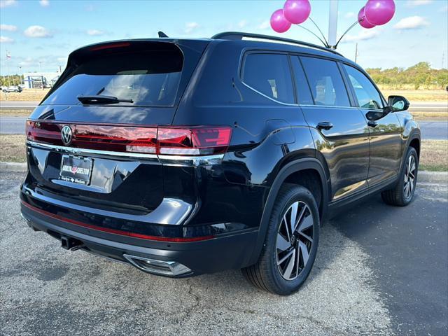 new 2024 Volkswagen Atlas car, priced at $38,727