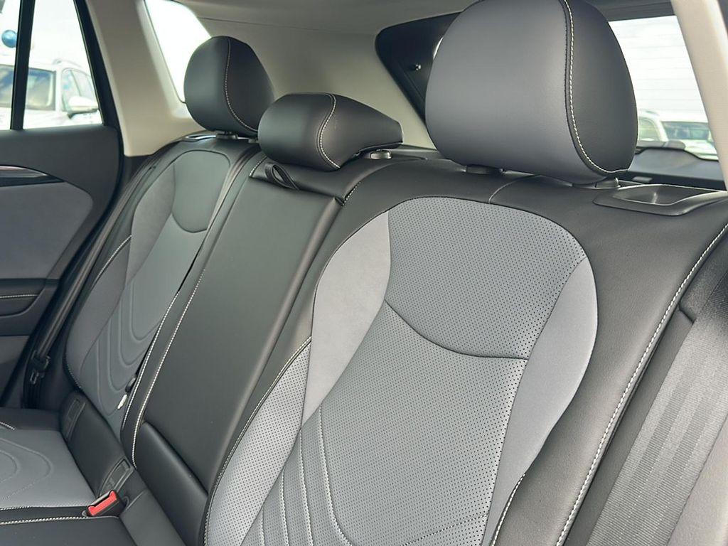 new 2025 Volkswagen Tiguan car, priced at $34,362