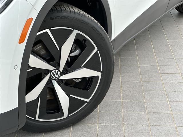 new 2023 Volkswagen ID.4 car, priced at $38,191