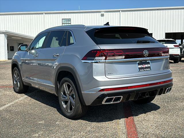 new 2024 Volkswagen Atlas Cross Sport car, priced at $46,025