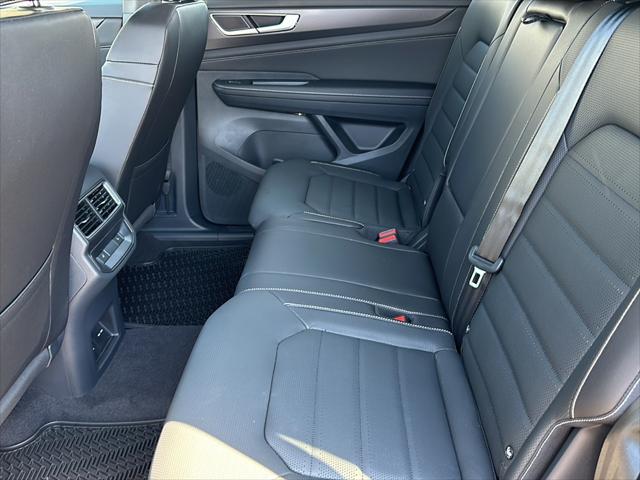 new 2024 Volkswagen Atlas Cross Sport car, priced at $49,025